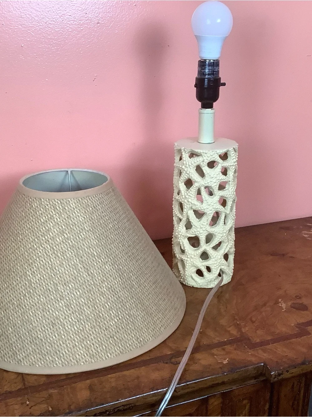 Starfish 18” Resin Table Lamp Beach House Coastal Woven Texture Shade